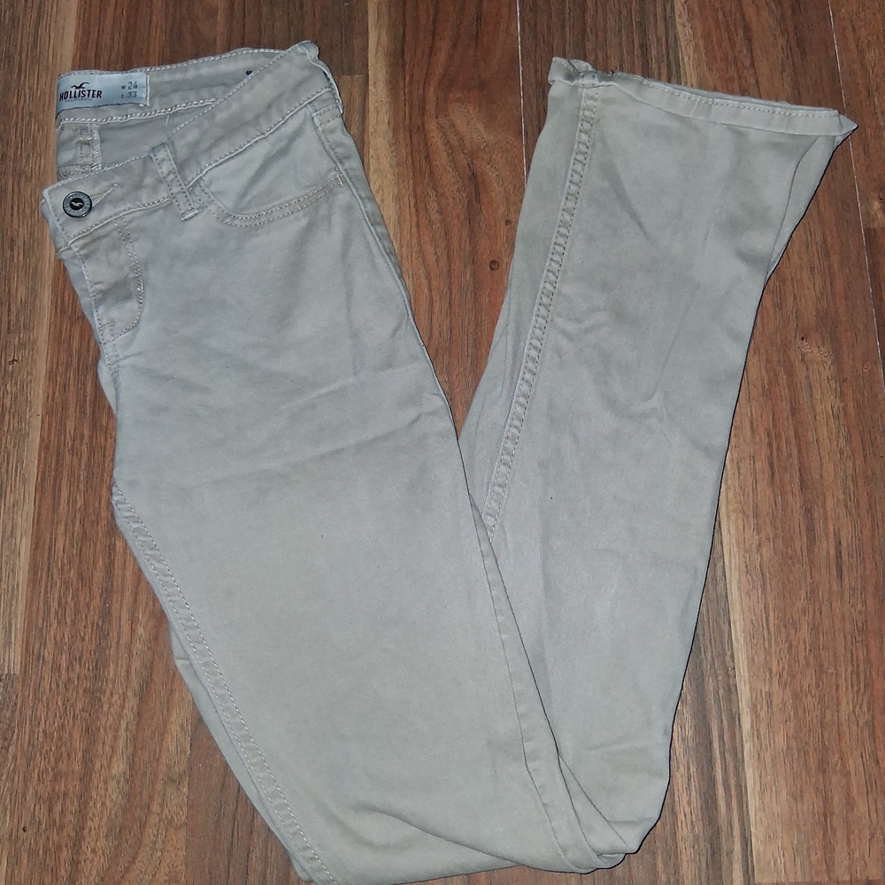Hollister Women's Straight Leg Jeans